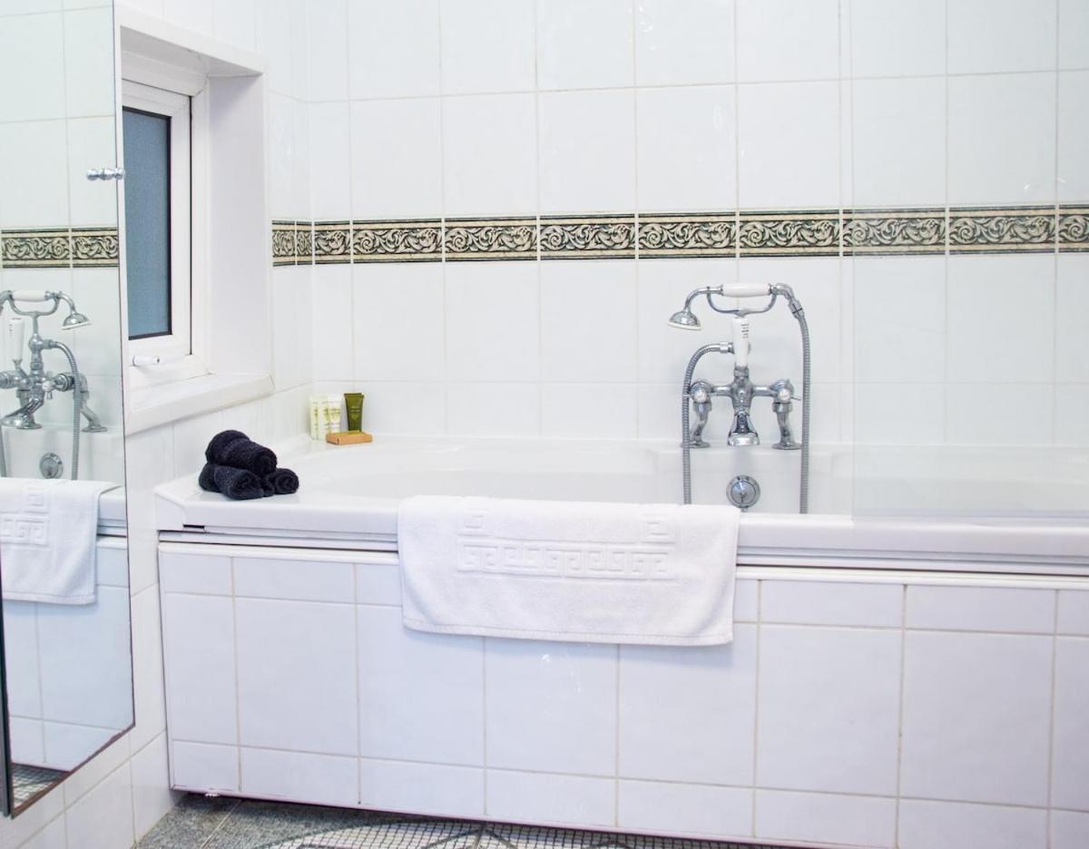 Appartamento Basement Beauty Bennett Street Bath